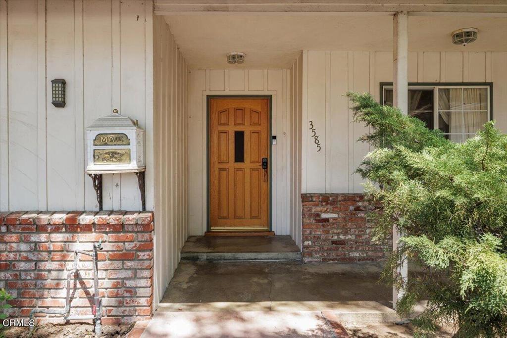 3585 Shadow Grove Road Property Photo 3