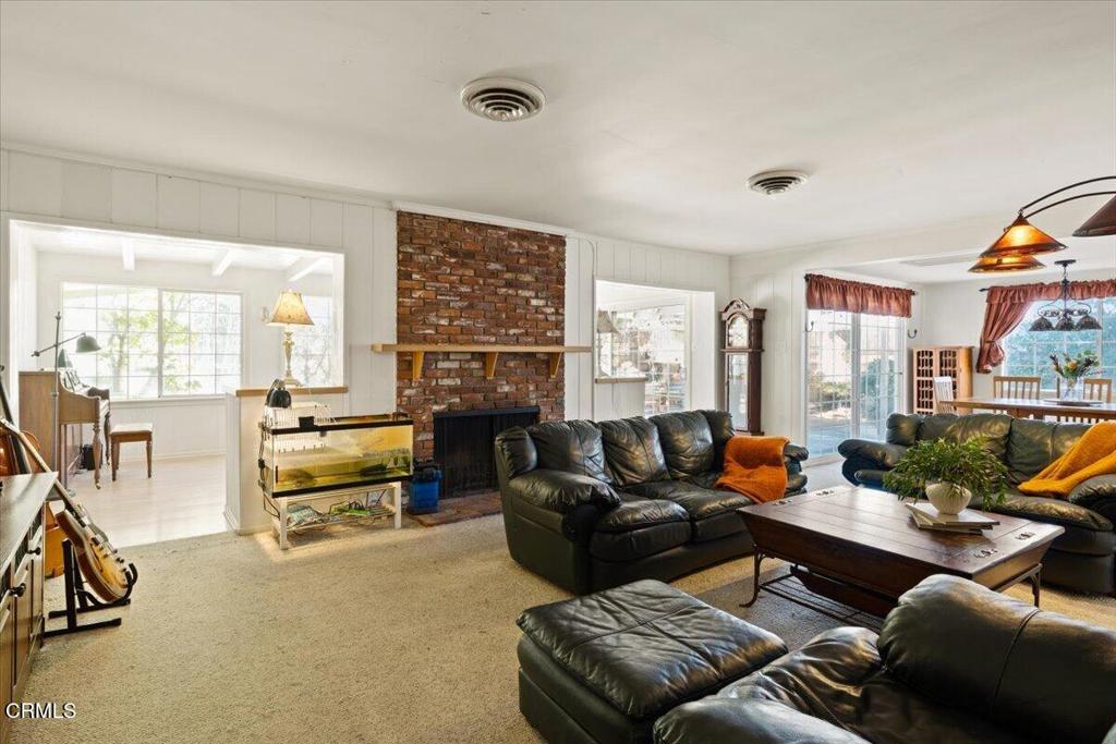3585 Shadow Grove Road Property Photo 5