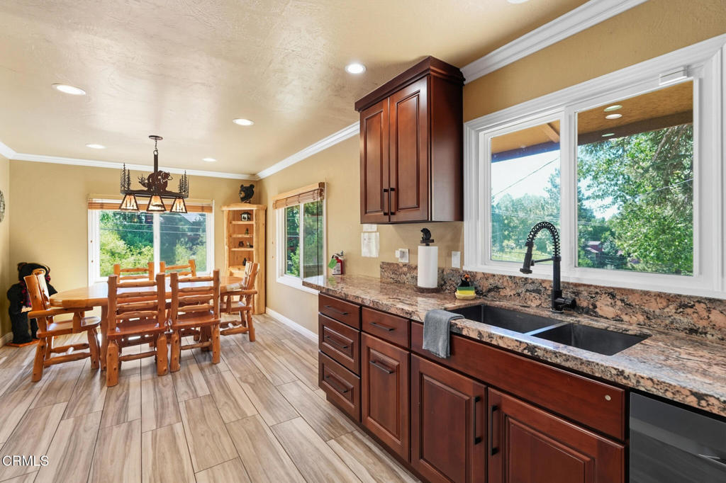 43170 Moonridge Road Property Photo 11