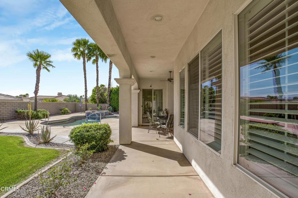 2250 N Hermosa Drive Property Photo 42