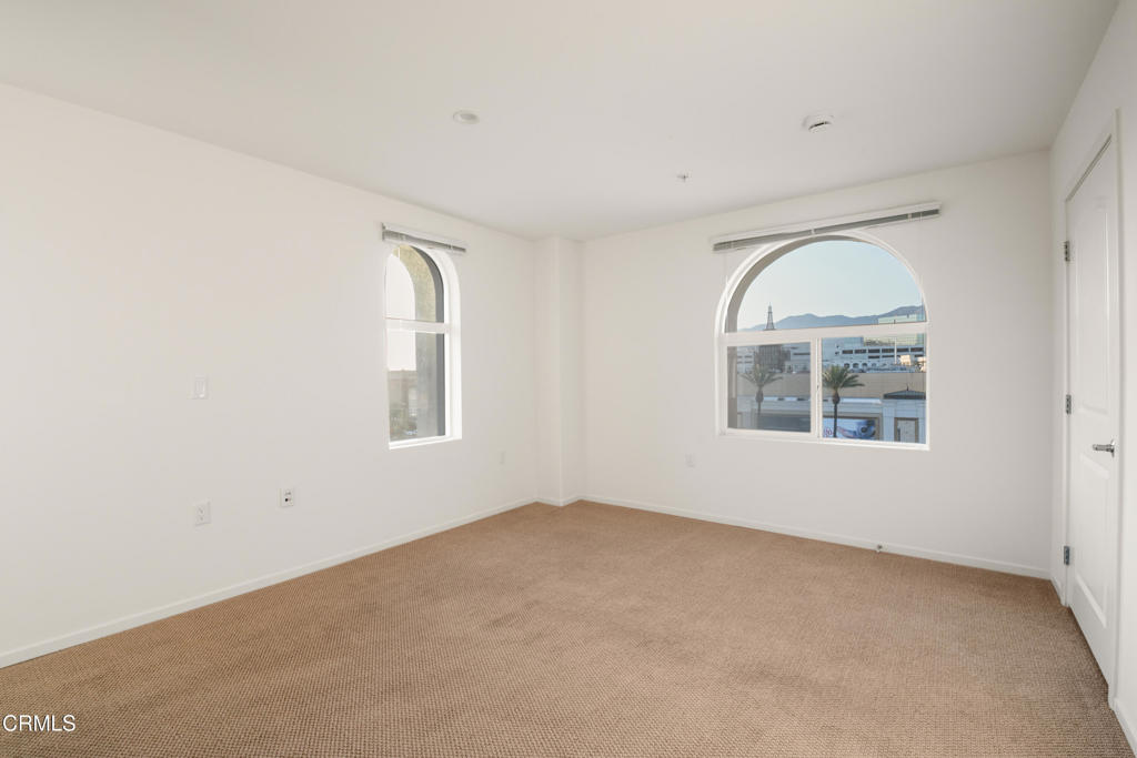 124 W Colorado Street 504 Property Photo 5