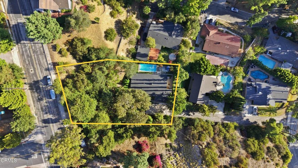 3616 E Chevy Chase Drive Property Photo 44