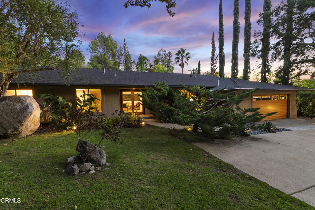 3616 E Chevy Chase Drive Property Photo 45