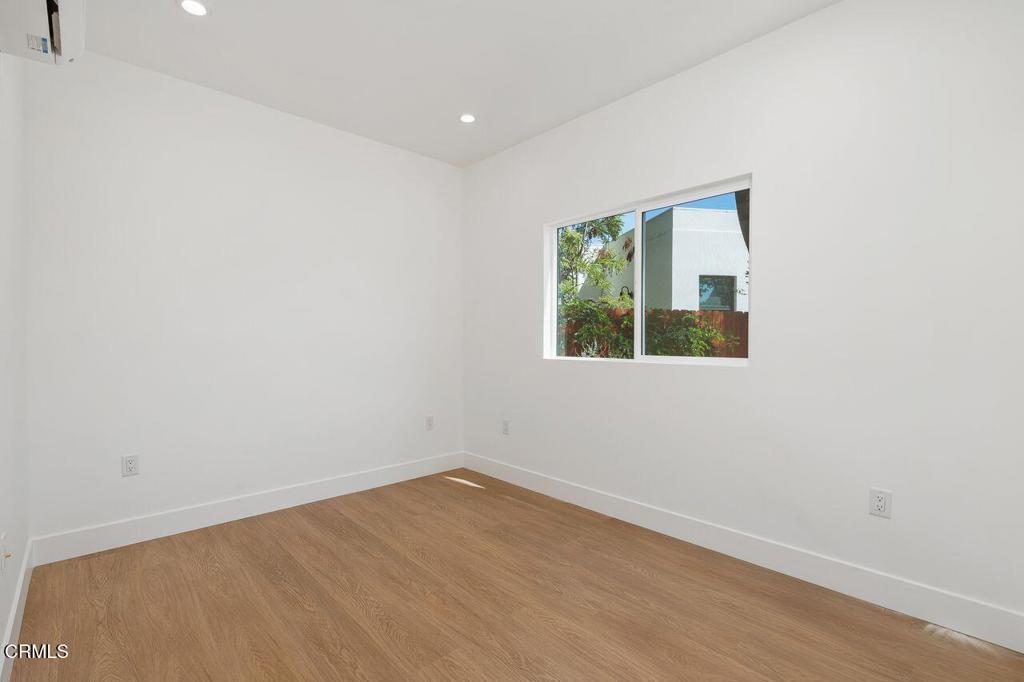 789 Elmira Street Property Photo 12