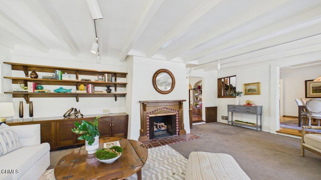 1828 Warwick Road Property Photo 13