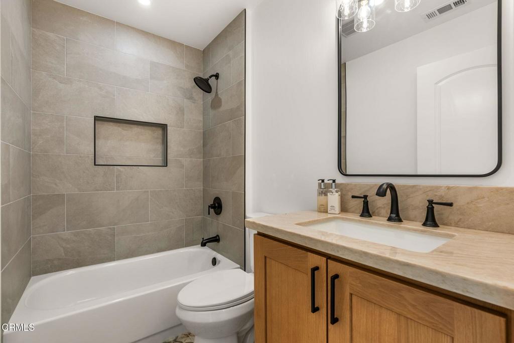 10856 Topeka Drive Property Photo 41