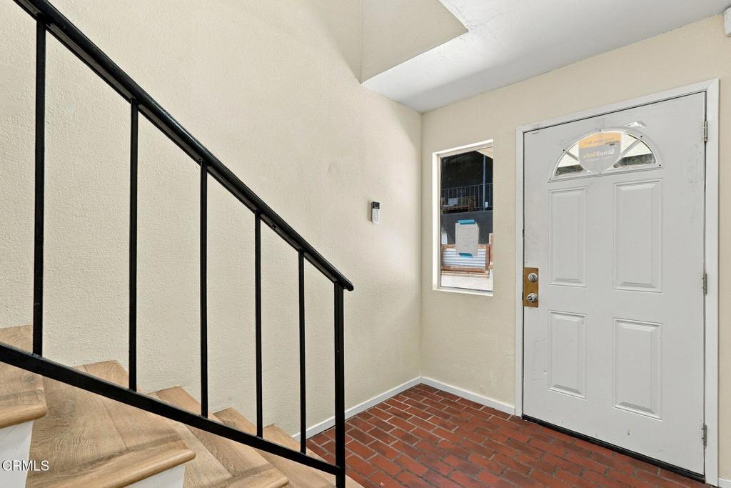 2718 Vanderbilt Lane B Property Photo 18