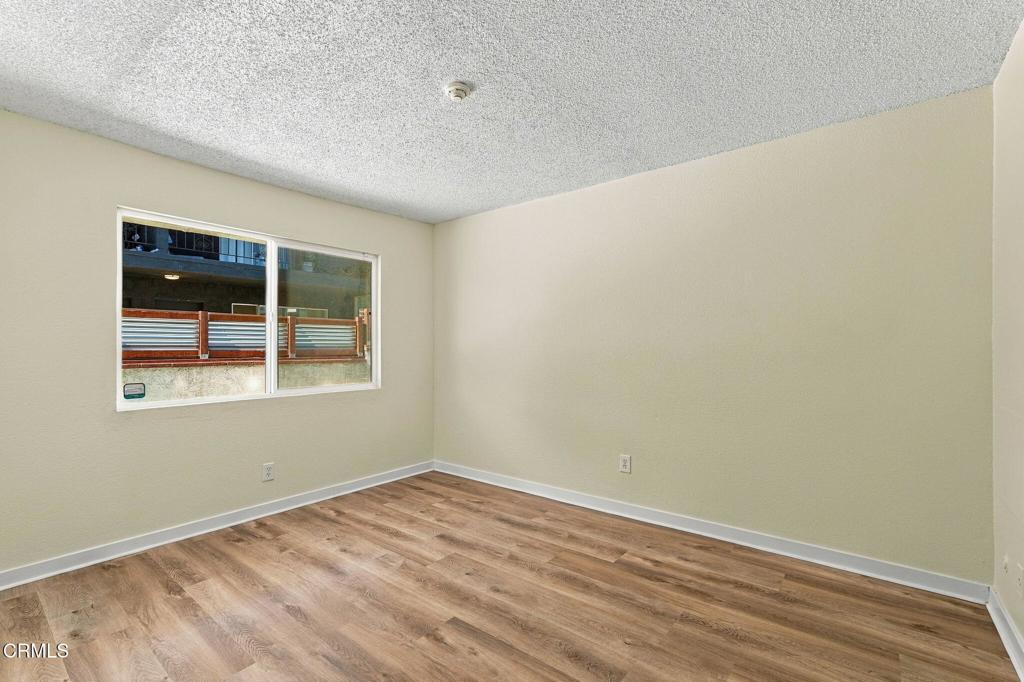 2718 Vanderbilt Lane B Property Photo 20