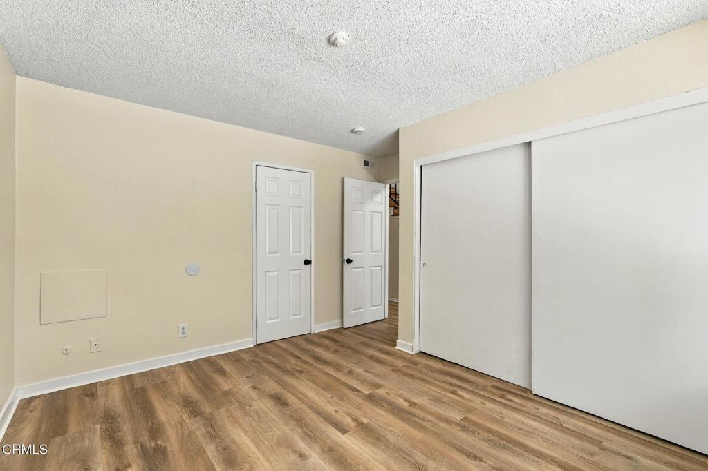 2718 Vanderbilt Lane B Property Photo 21