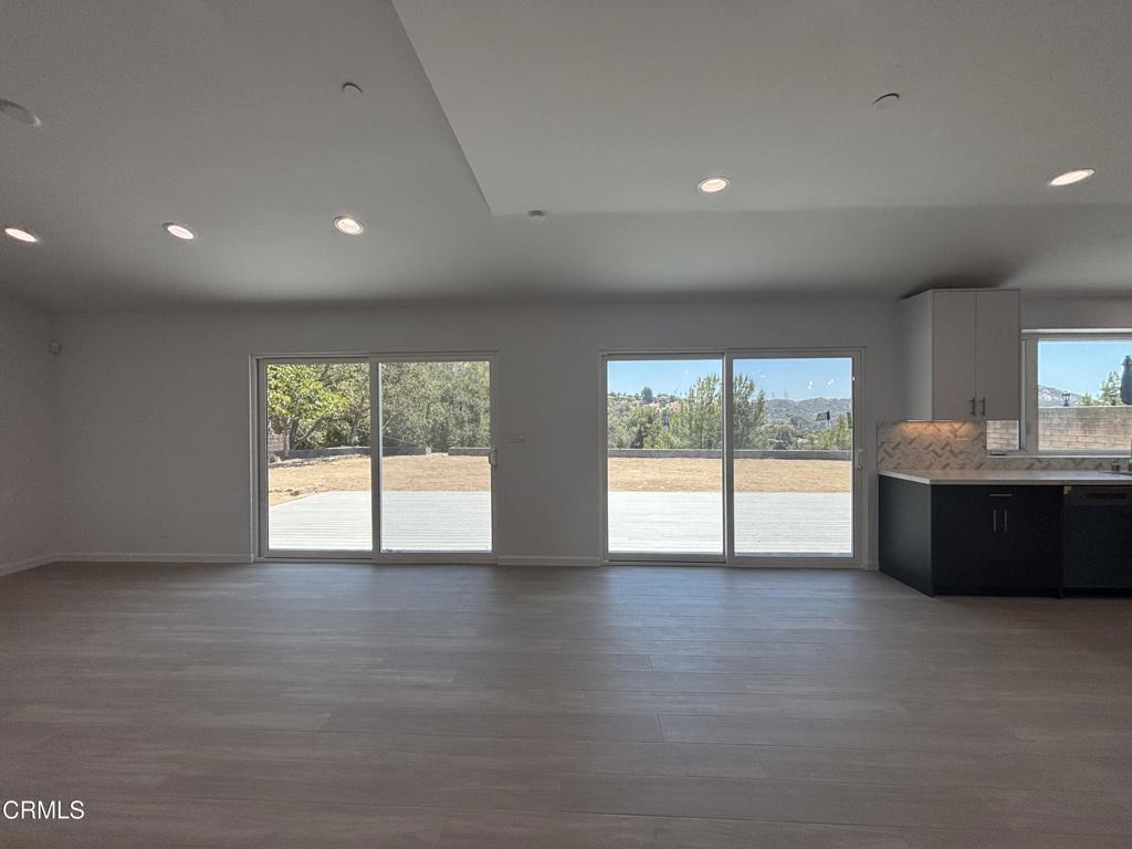 2230 Sherwood Place Property Photo 6