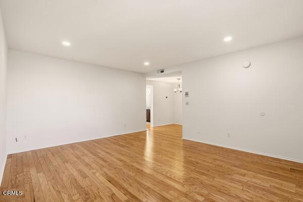 408 Burchett Street 11 Property Photo 9
