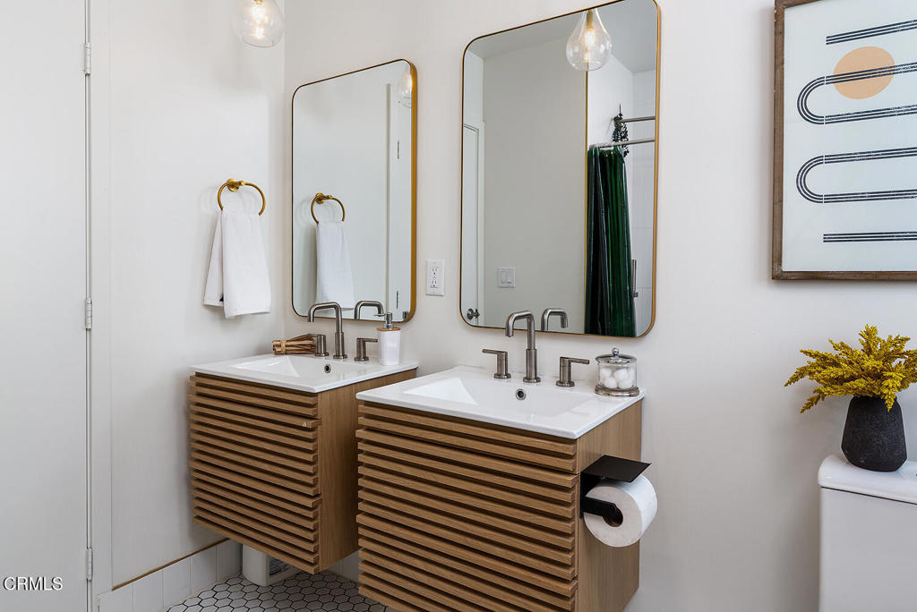 524 Crosby Street Property Photo 17