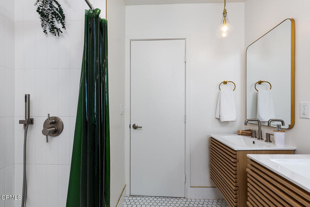 524 Crosby Street Property Photo 18