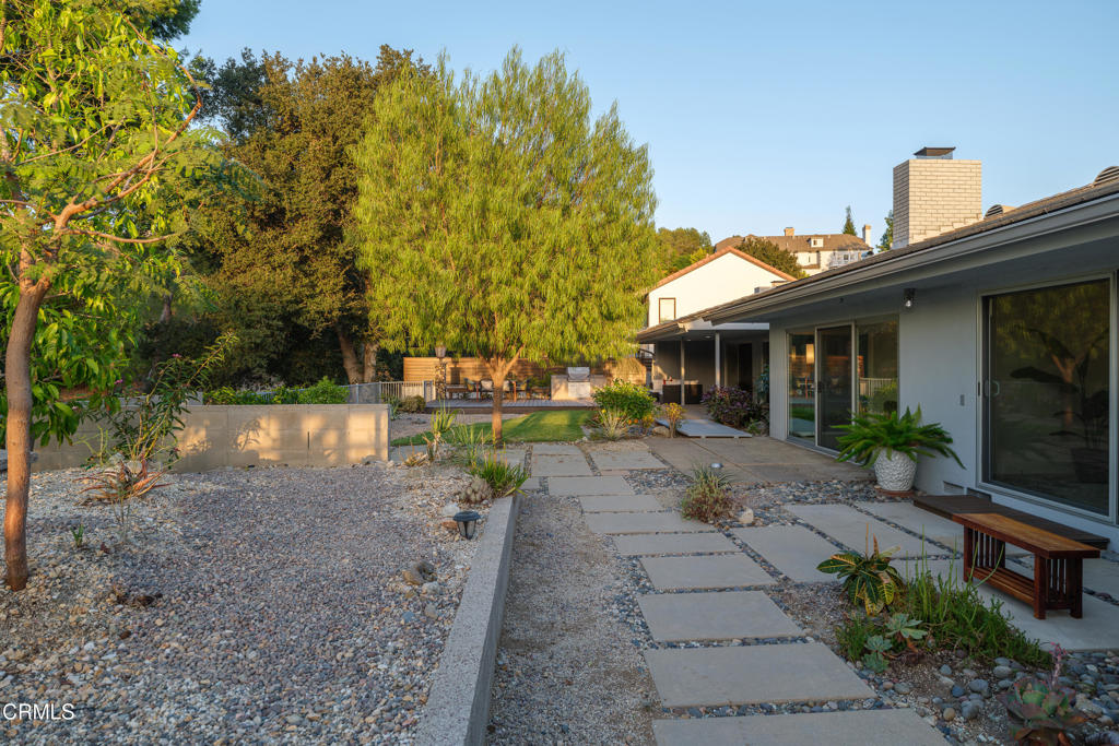 1283 Oakglen Avenue Property Photo 51