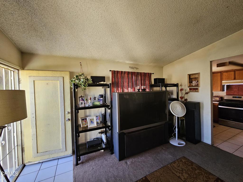 420 E B Street Property Photo 11