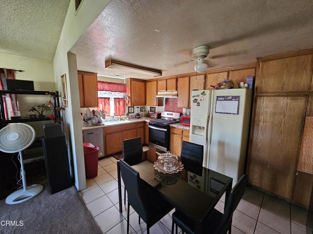 420 E B Street Property Photo 14