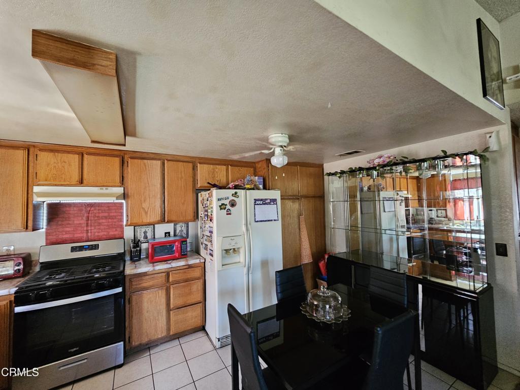 420 E B Street Property Photo 15