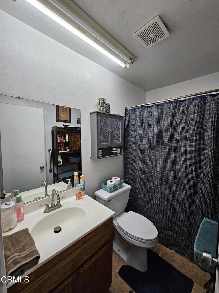 420 E B Street Property Photo 28