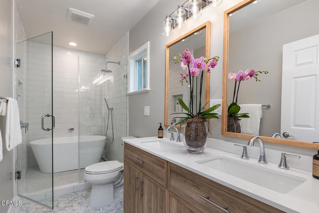 2064 Galbreth Road Property Photo 28