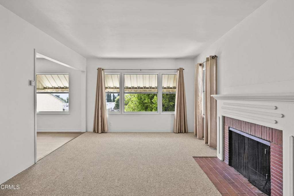 2914 Paraiso Way Property Photo 3