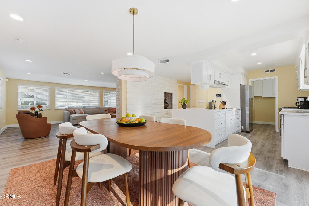 357 Oakcliff Road Property Photo 3
