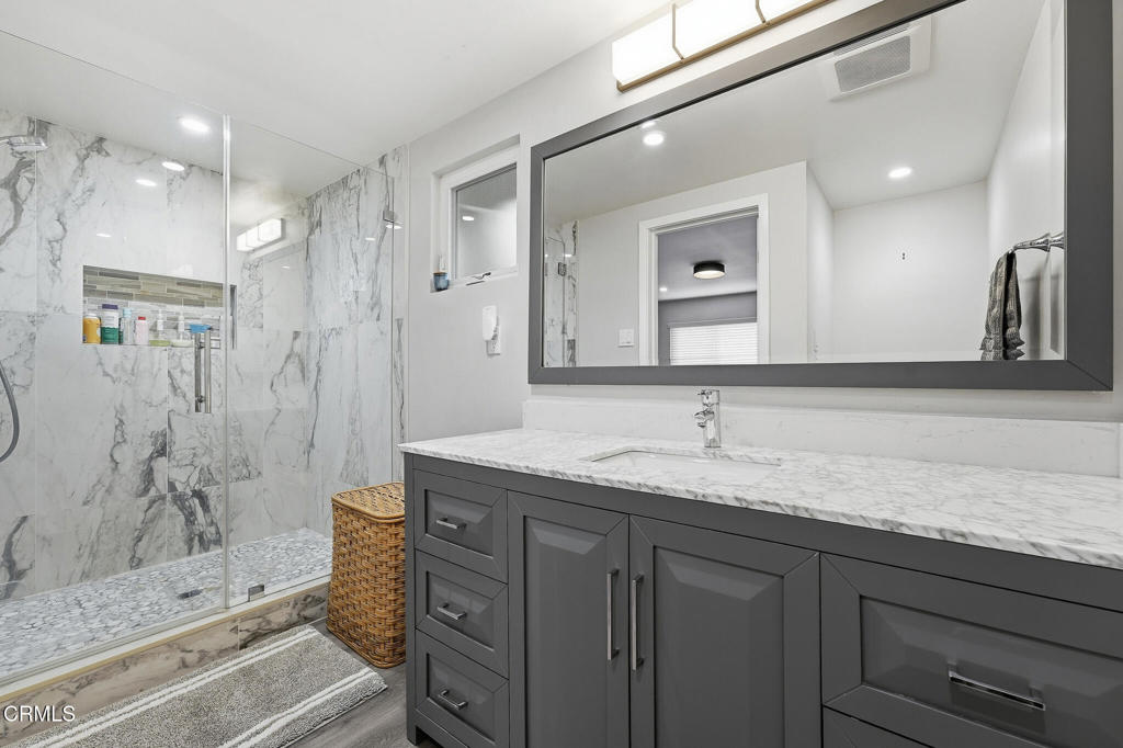 357 Oakcliff Road Property Photo 7