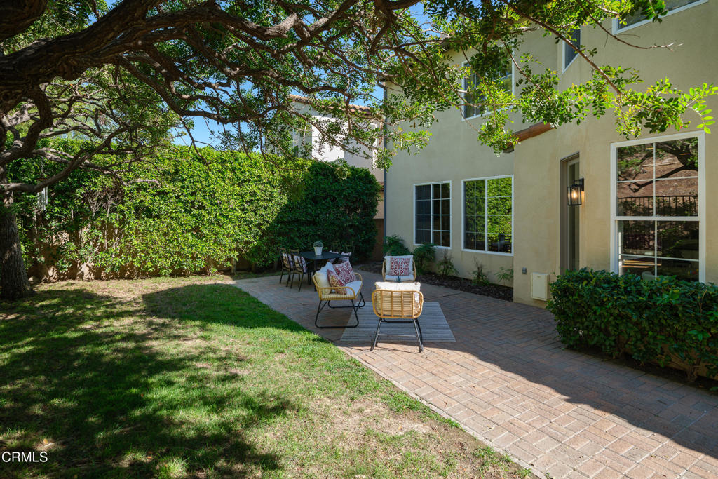 813 W Gabrielino Court Property Photo 60