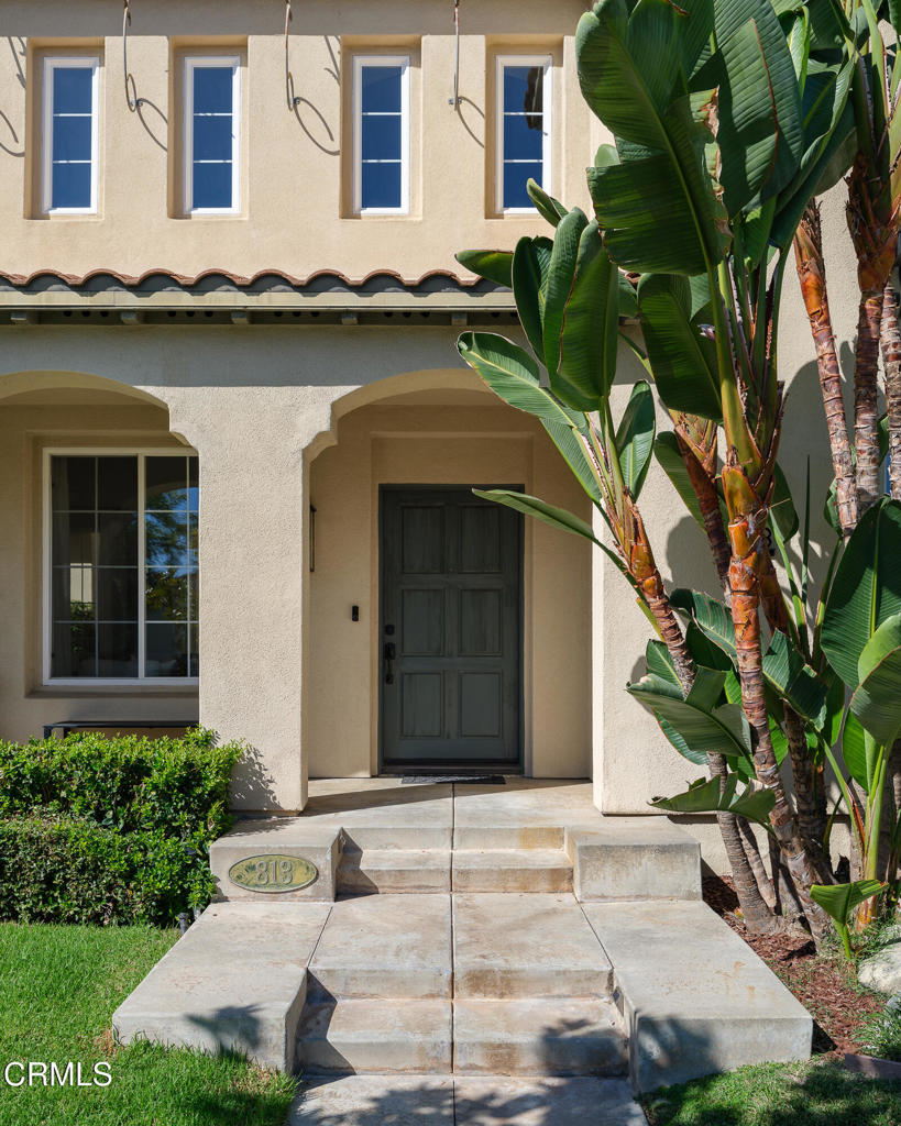 813 W Gabrielino Court Property Photo 73