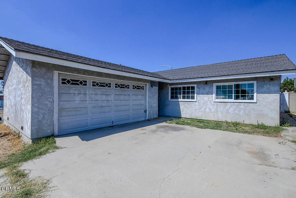 11100 Carmenita Road Property Photo 1