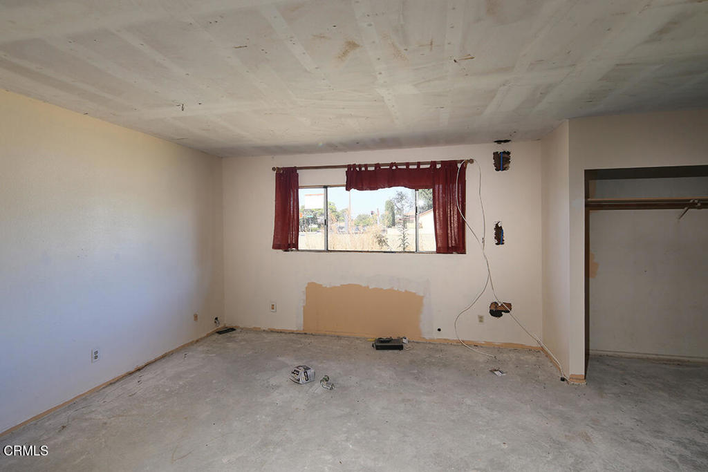 11100 Carmenita Road Property Photo 8