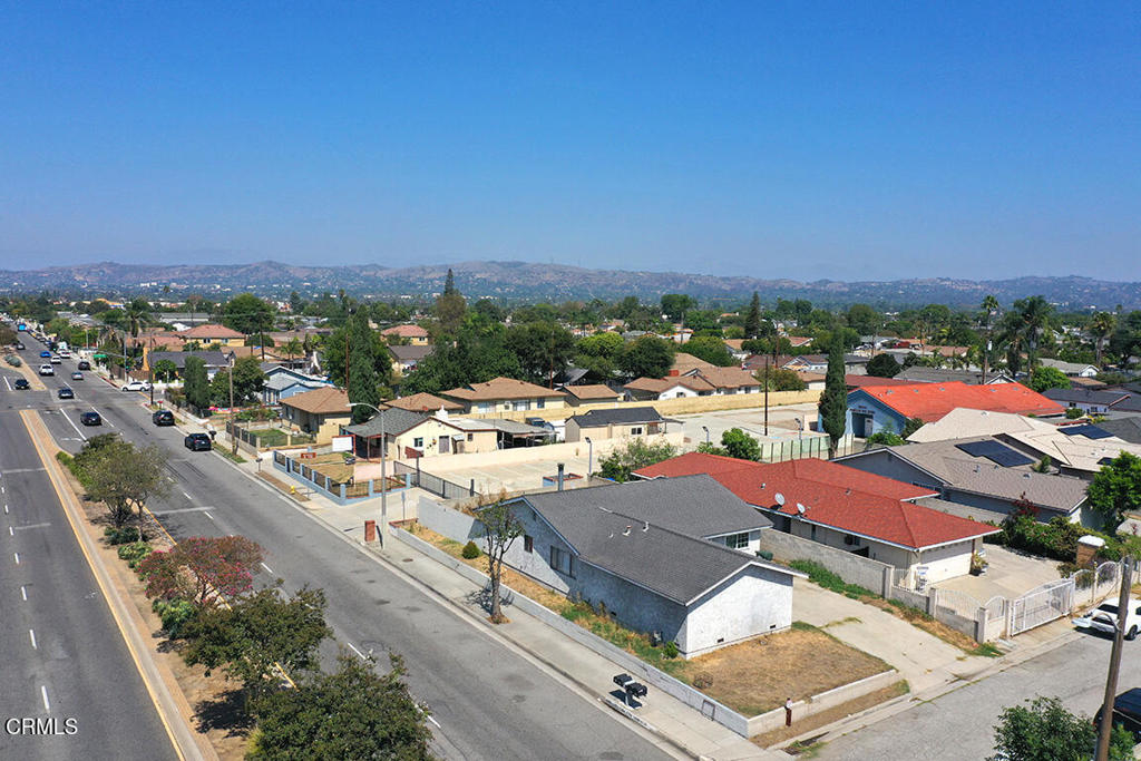 11100 Carmenita Road Property Photo 14