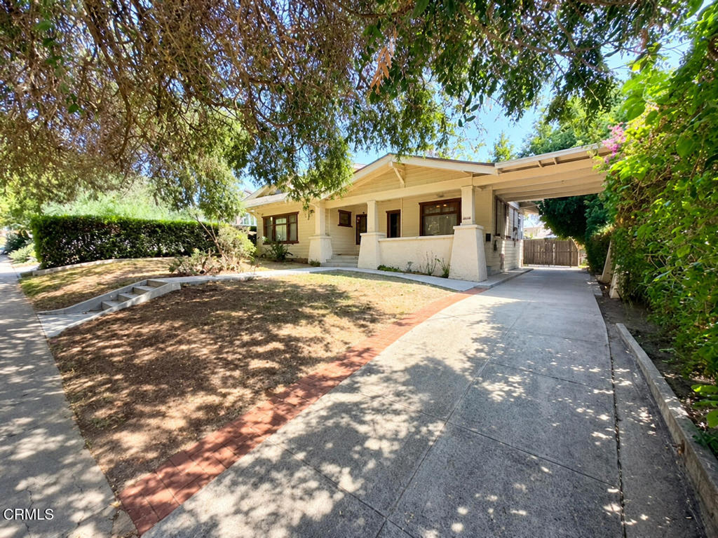 1614 Golden Gate Avenue Property Photo 1