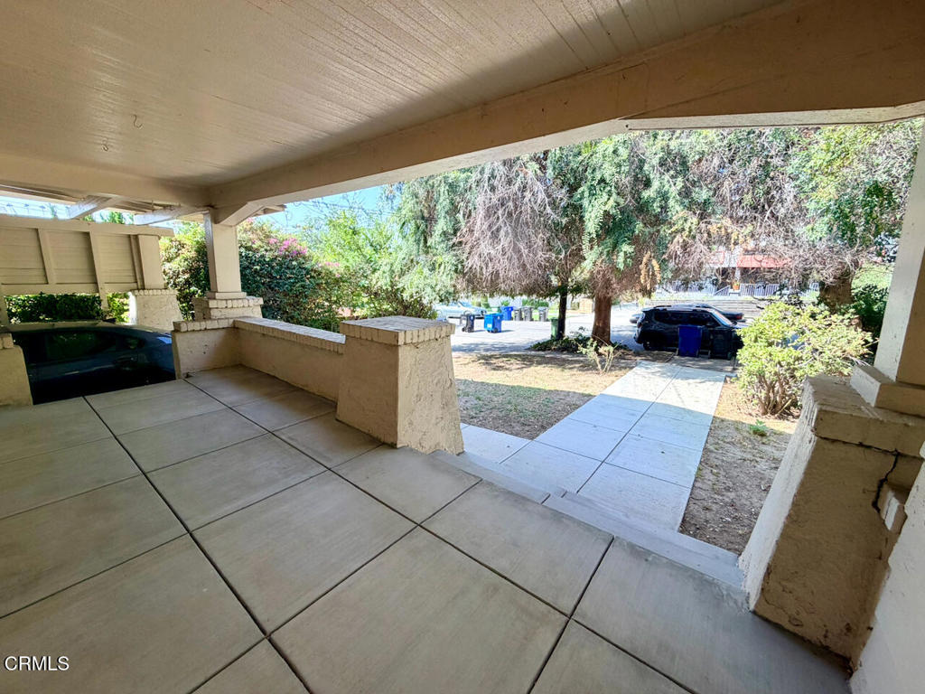 1614 Golden Gate Avenue Property Photo 27