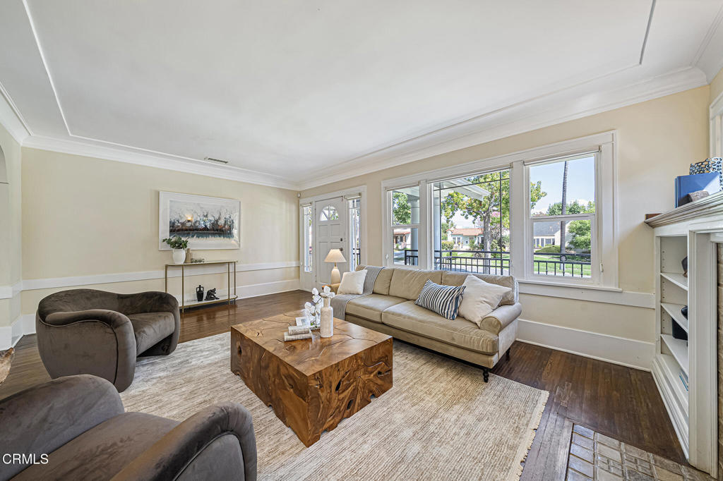 101 S El Molino Street Property Photo 10
