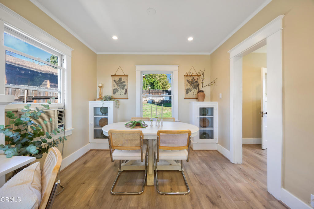 10814 Plainview Avenue Property Photo 12