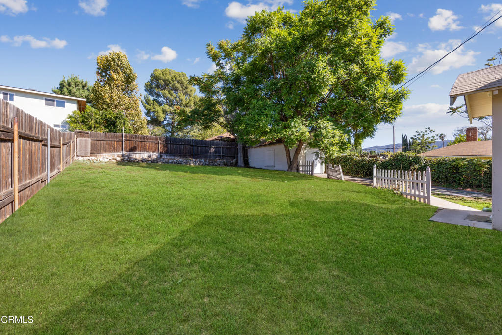 10814 Plainview Avenue Property Photo 29