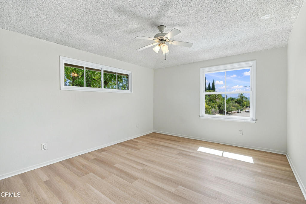20601 Kingsbury Street Property Photo 25
