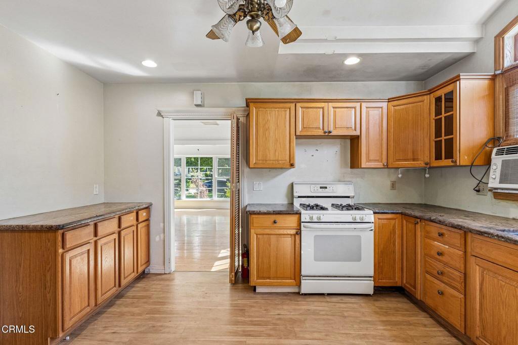 4803 Burgoyne Lane Property Photo 16