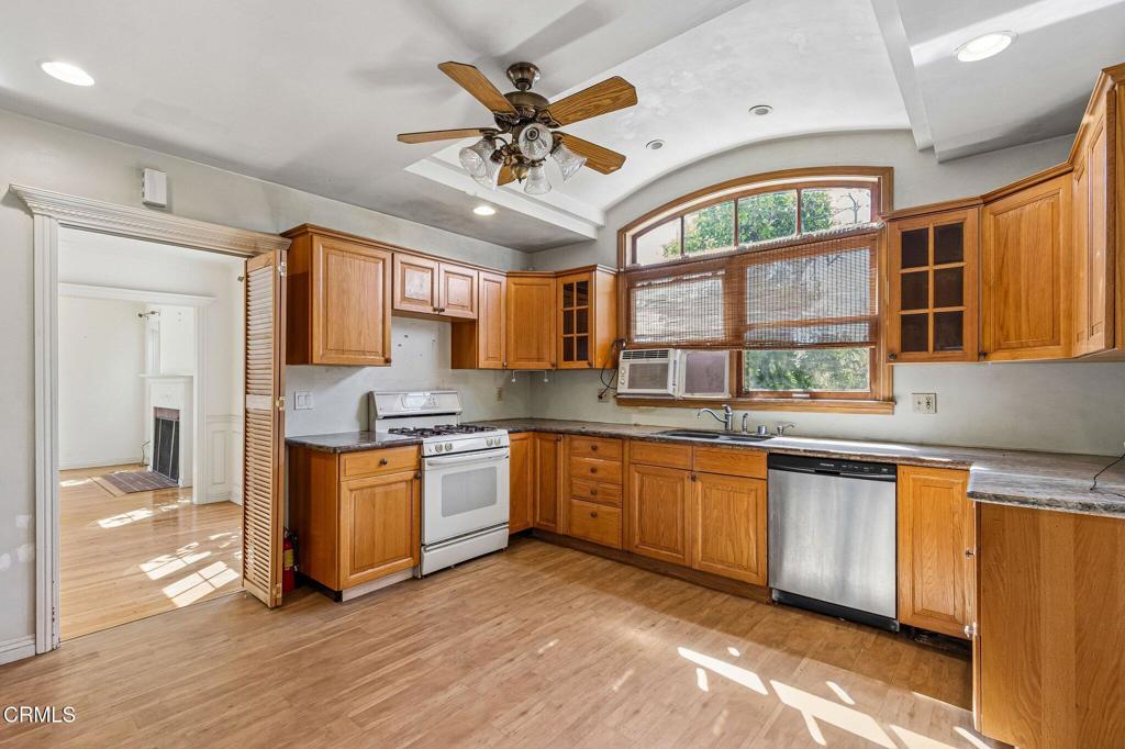4803 Burgoyne Lane Property Photo 17