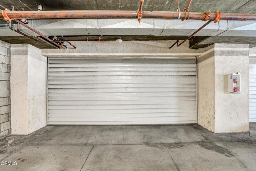 719 E Tujunga D Property Photo 40