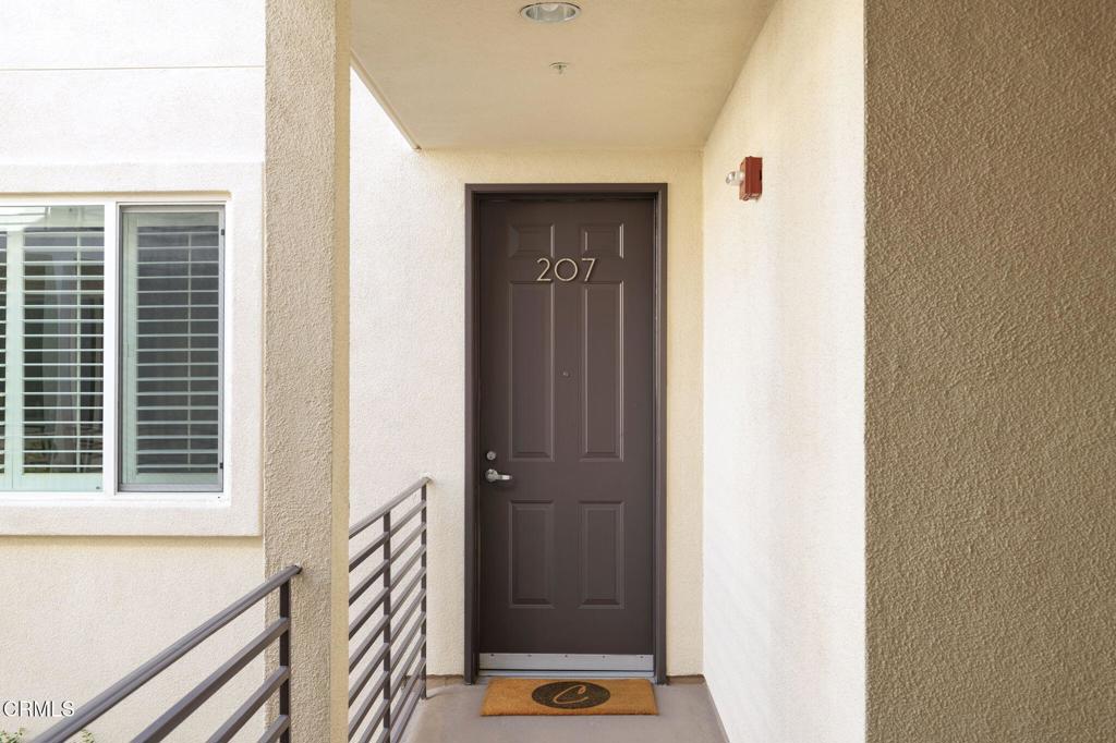 10609 Bloomfield Street 207 Property Photo 4