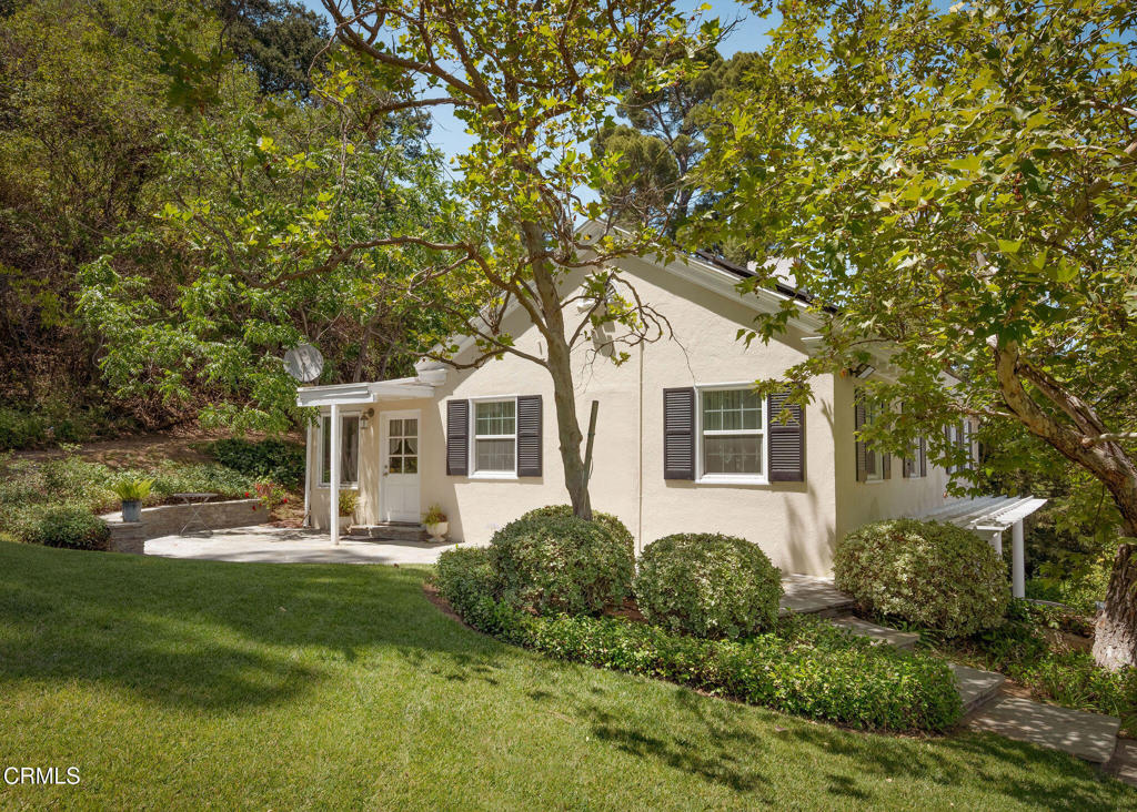 1211 Wellington Avenue Property Photo 20
