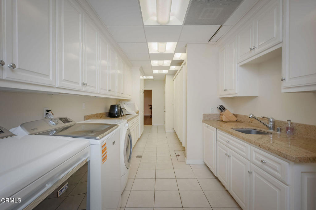 1211 Wellington Avenue Property Photo 53