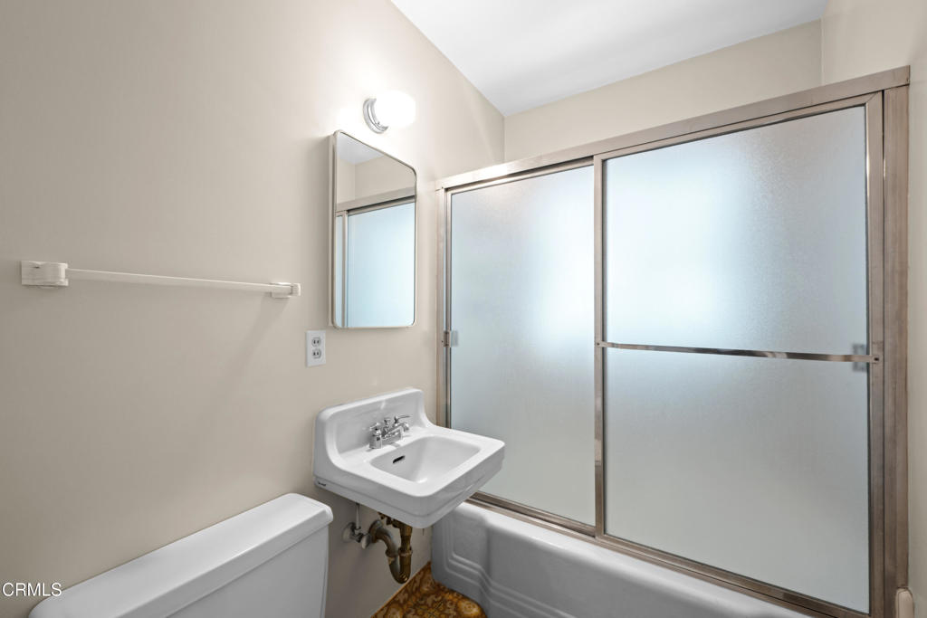 845 Canterbury Road Property Photo 26