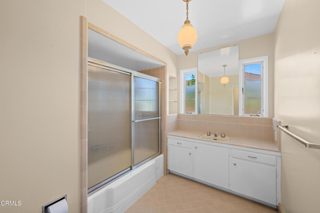 845 Canterbury Road Property Photo 31