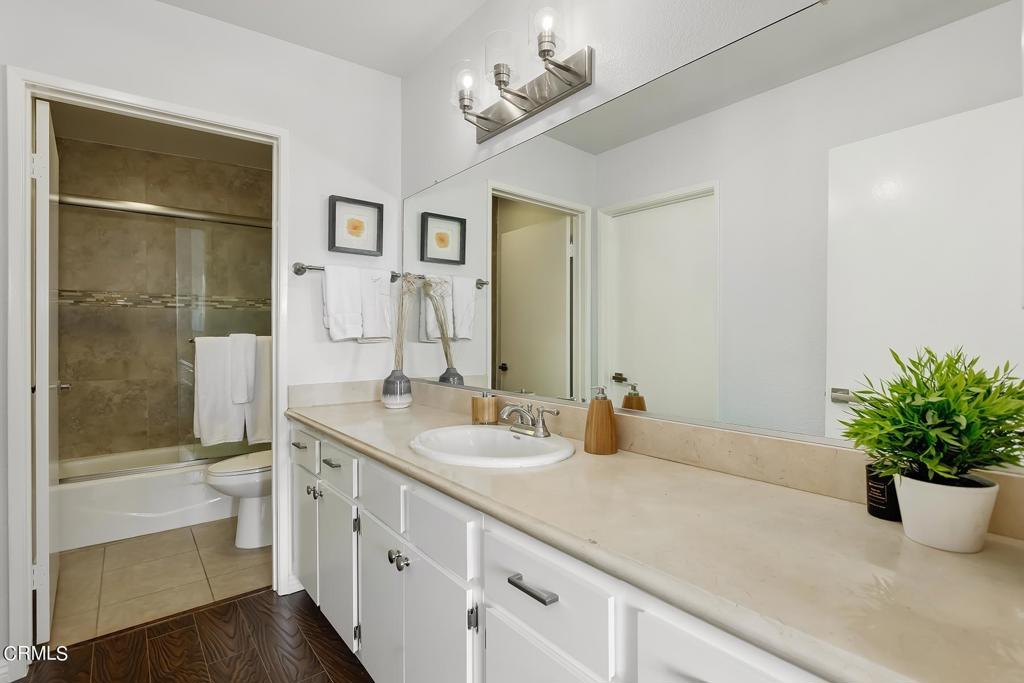 221 S Oak Knoll Avenue 304 Property Photo 4