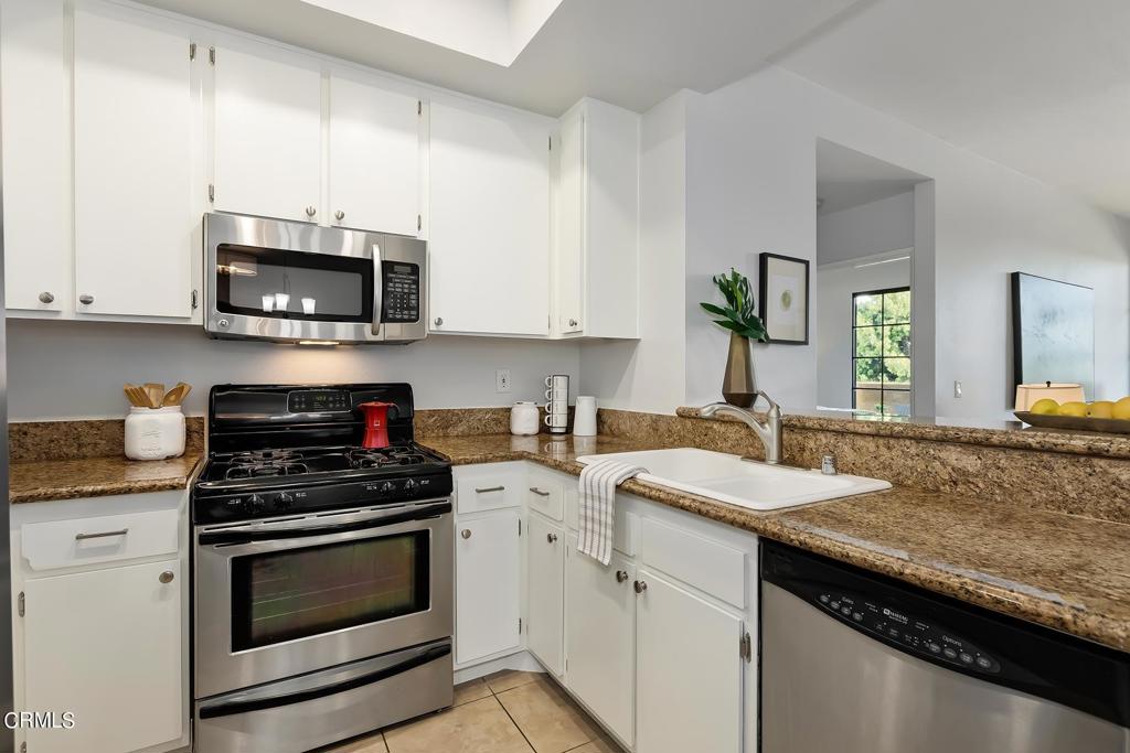 221 S Oak Knoll Avenue 304 Property Photo 12