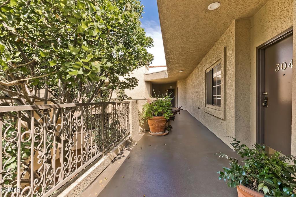 221 S Oak Knoll Avenue 304 Property Photo 28
