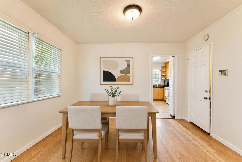 1617 N Verdugo Road Property Photo 3