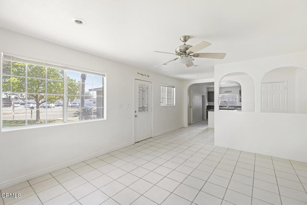 9824 Catawba Avenue Property Photo 8